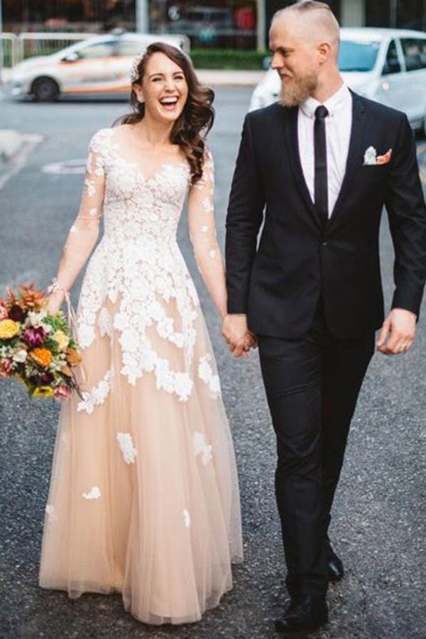 Romantic Long Sleeves Lace Appliques Beautiful Flowy Wedding Dresses For Women