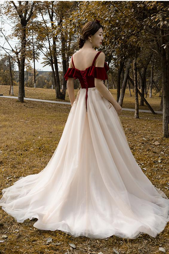 A Line Vintage Red Top Straps Tulle Formal Dresses Vintage Red Long Appliques Prom Dresses