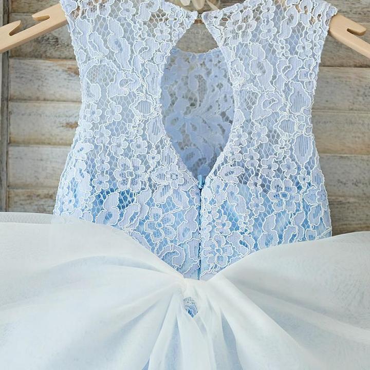 Round Neck Open Back Lace Appliques With Bowknot Flower Girl Dresses